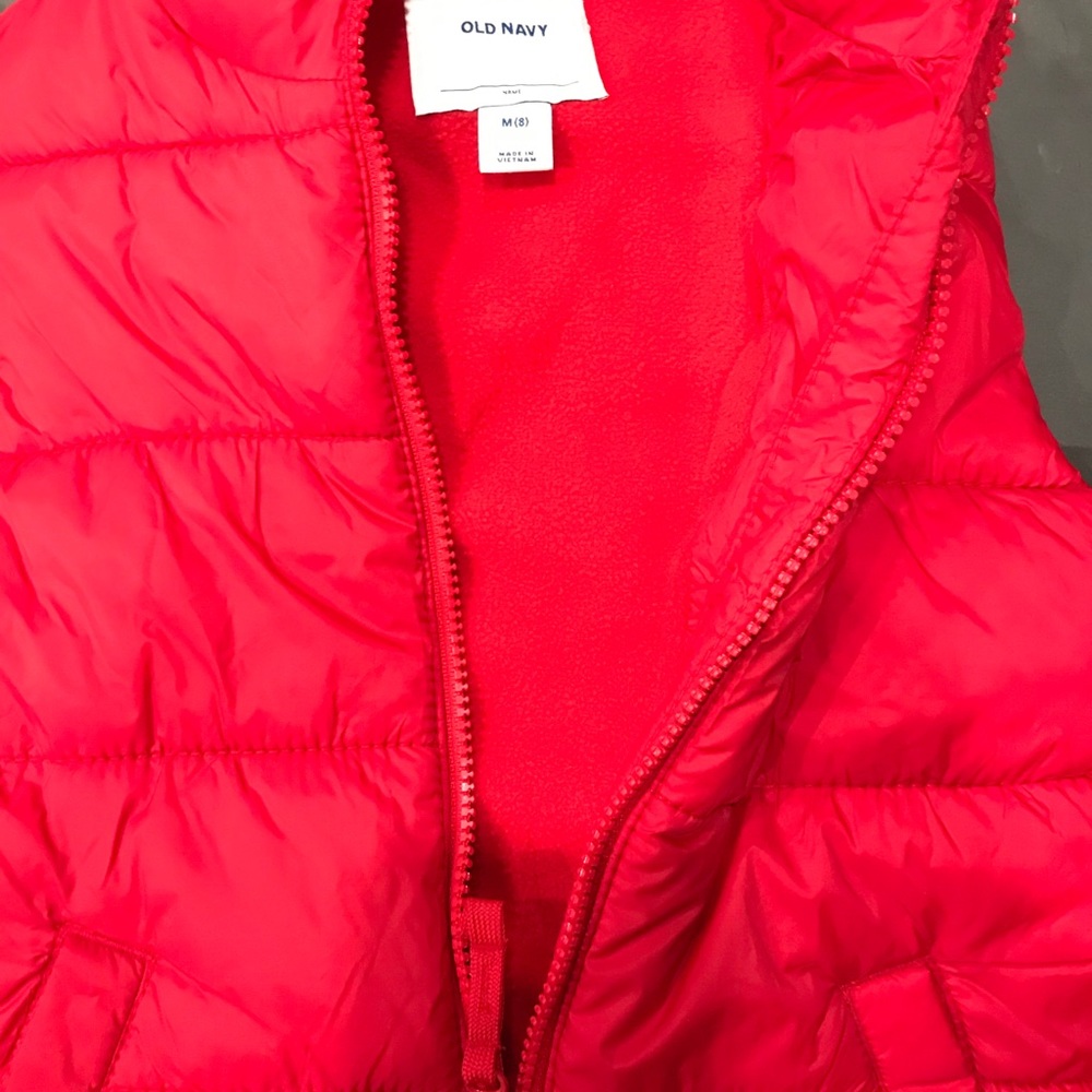 Red vest - Picture 3 of 4